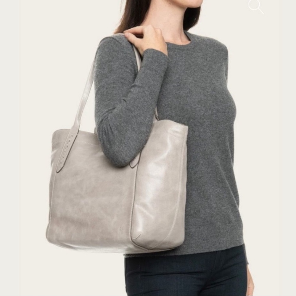🩶🖤🤍Frye Reed Shopper Tote Distressed Leather Bag GREY MSRP $398🩶🖤🤍